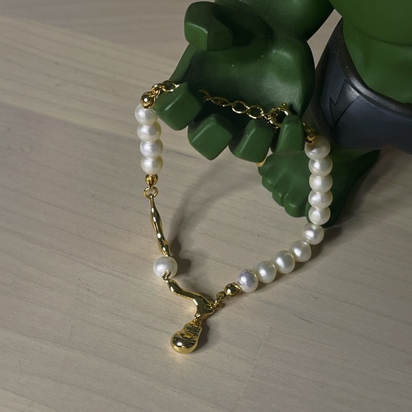 Natural Pearl Bracelet - Picture 3 of 3